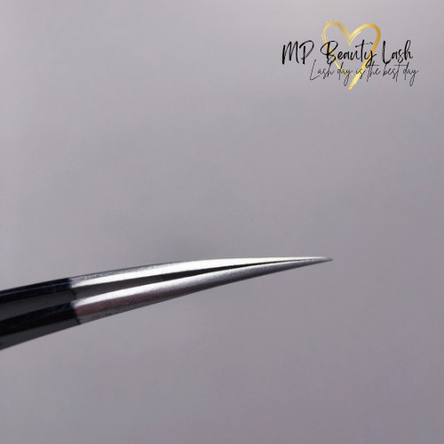 MP Beauty Black enyhén hajlított izoláló szempilla csipesz 